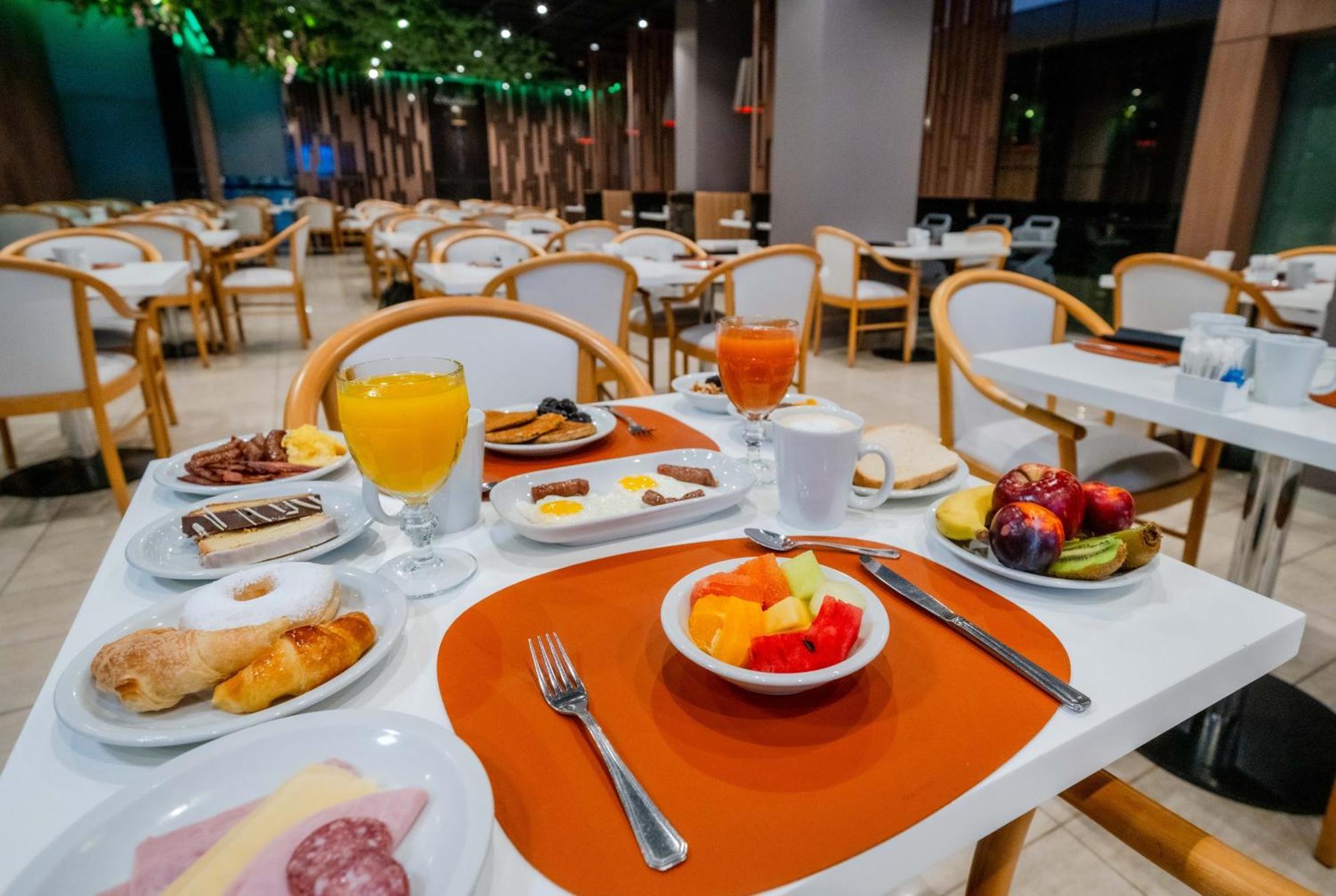 Holiday Inn Rosario By Ihg Zewnętrze zdjęcie